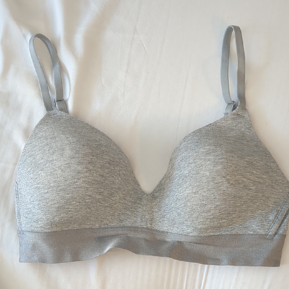 Victoria's Secret Pink Wear Everywhere Wireless Lightly Lined Bra 34C